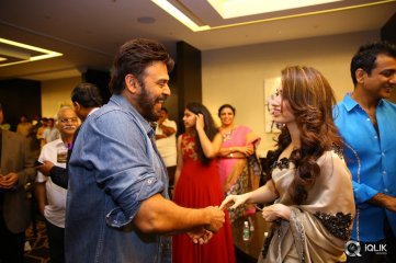 TSR Felicitates Gautamiputra Satakarni Team